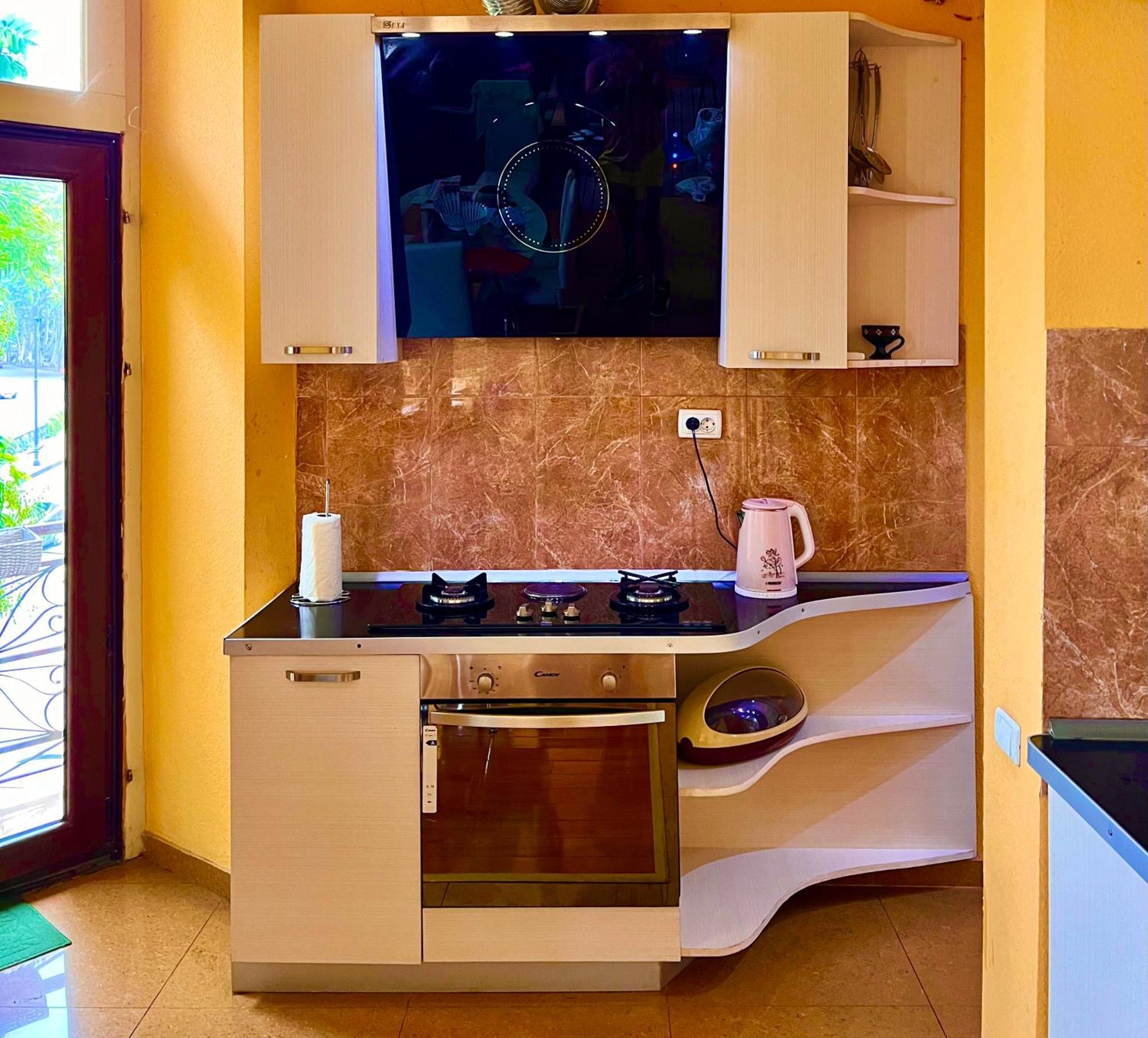 Old Ubani Apartment Tbilisi ภายนอก รูปภาพ